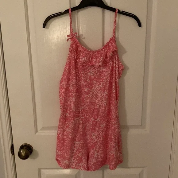 Lily Pulitzer pink romper, girls XL/12-14. Lightly worn, perfect for summer! - Picture 4 of 4